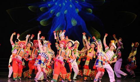 Замечательные фотографии с церемонии открытия Года китайского туризма в России