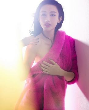 Холодная красавица Чжан Ли