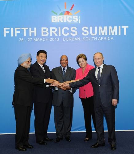 Си Цзиньпин впервые участвовал в форуме саммита БРИКС в качестве главы государства
