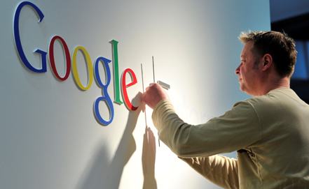 Google подшутил над своими пользователями, уведомив их о 'закрытии' портала YouTube с 1 апреля и до 2023 года