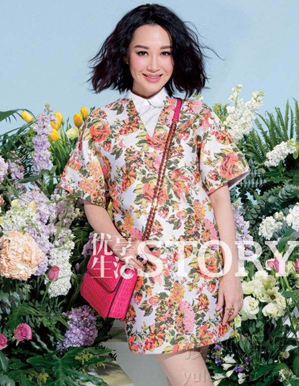 Известная звезда Китая Сюй Цин попала на модный журнал 许晴化身花仙子登封面 春意盎然绽放迷人笑容