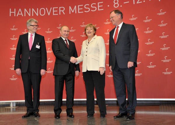 Владимир Путин и Ангела Меркель дали старт крупнейшей в мире Ганноверской промышленной ярмарке