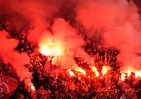 Массовые беспорядки произошли на футбольных матчах в Афинах