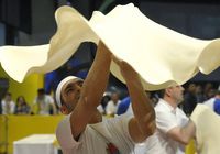 Интересные фото с Чемпионата Мира по пицце в Парме Италии