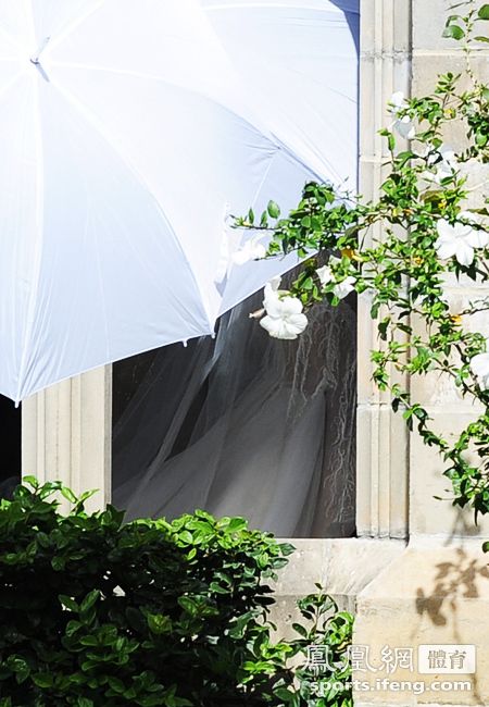 50-летний Майкл Джордан женился на 35-летней модели Иветт Прието 