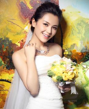 Красавица Лю Тао на обложке журнала