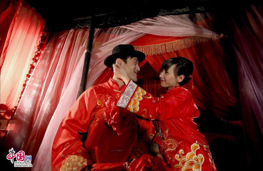 Традиционная свадьба в древнем торговом городке Чжоуцунь