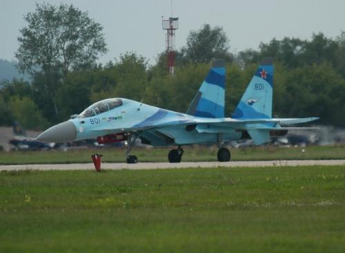 Российский многоцелевой истребитель Су-354