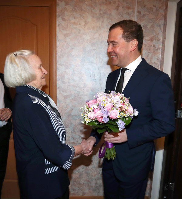 Медведев в подмосковном Красногорске встретится с ветеранами Великой Отечественной войны 