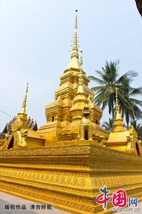 Красивые пейзажи в природной деревне «Дайцзуюань»