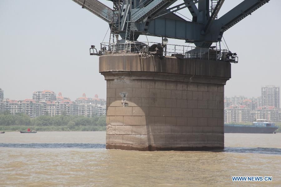 Потопление судна не привело к загрязнению воды -- власти