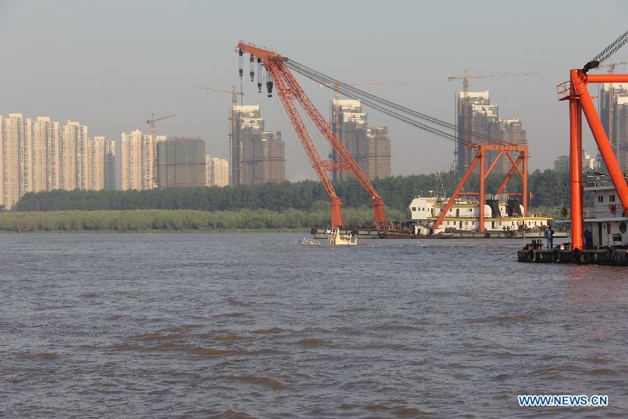 Потопление судна не привело к загрязнению воды -- власти