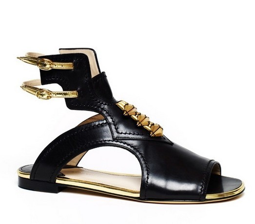 Модные сандалии (20 фото)