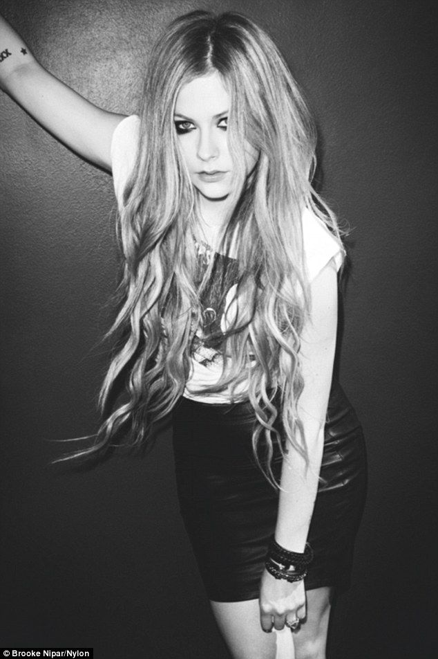 Аврил Лавин попала на обложку журнала