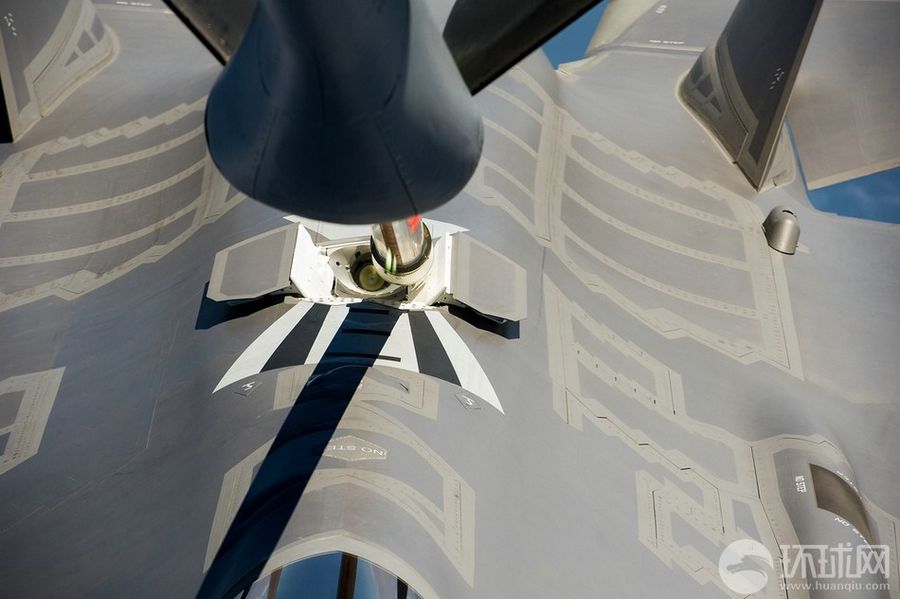 Прекрасные фото: дозаправка в воздухе F-35A Lightning II Прекрасные фото: дозаправка в воздухе F-35A Lightning II