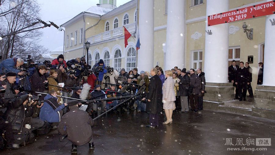 Старые фотографии Владимира и Людмилы Путиных 