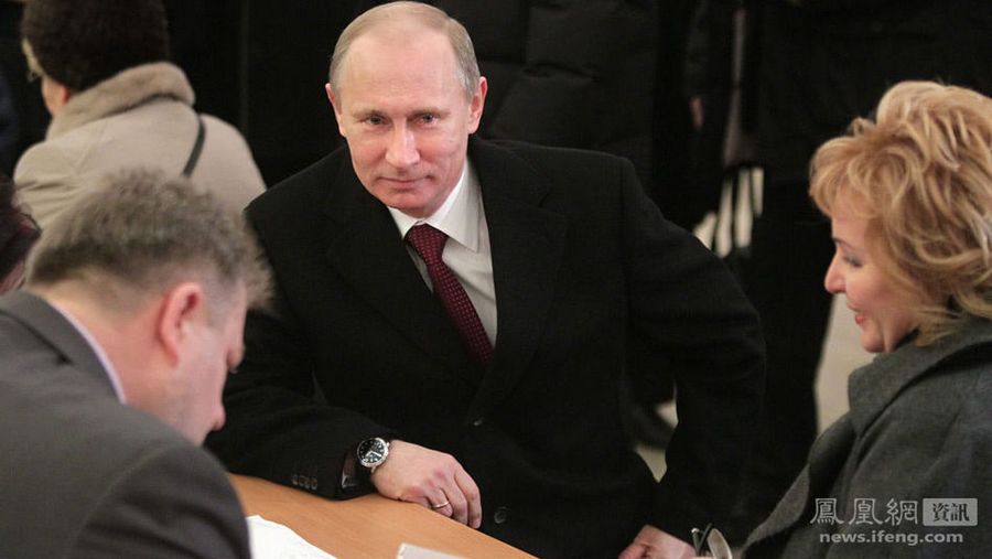 Старые фотографии Владимира и Людмилы Путиных 