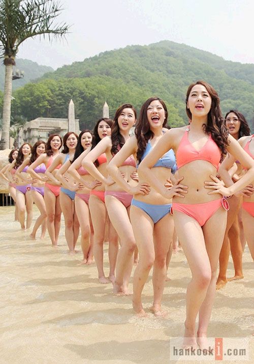 Участницы конкурса красоты «Мисс Корея 2013» в бикини