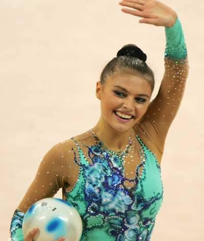 Красивые фото королевы художественной гимнастики Алины Кабаевой