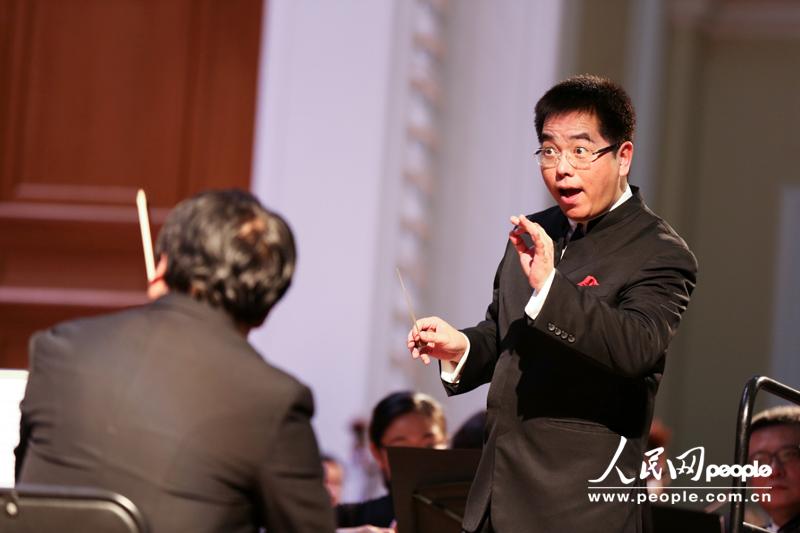 12 июня Ханчжоуский филармонический оркестр под управлением молодого китайского дирижера Ян Яна выступил с концертом для российской аудитории в большом зале Московской консерватории. 