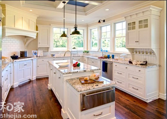 Красивые дизайны: белая кухня (10 фото)