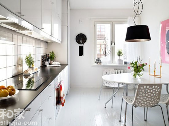 Красивые дизайны: белая кухня (10 фото)