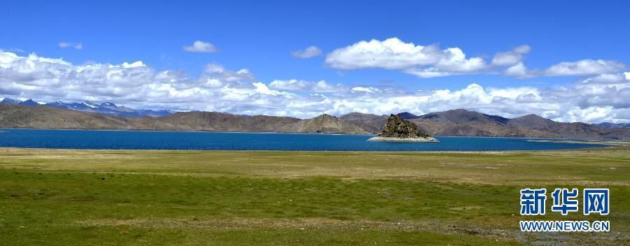 Фото Yamdrok Yumtso Lake в Тибете