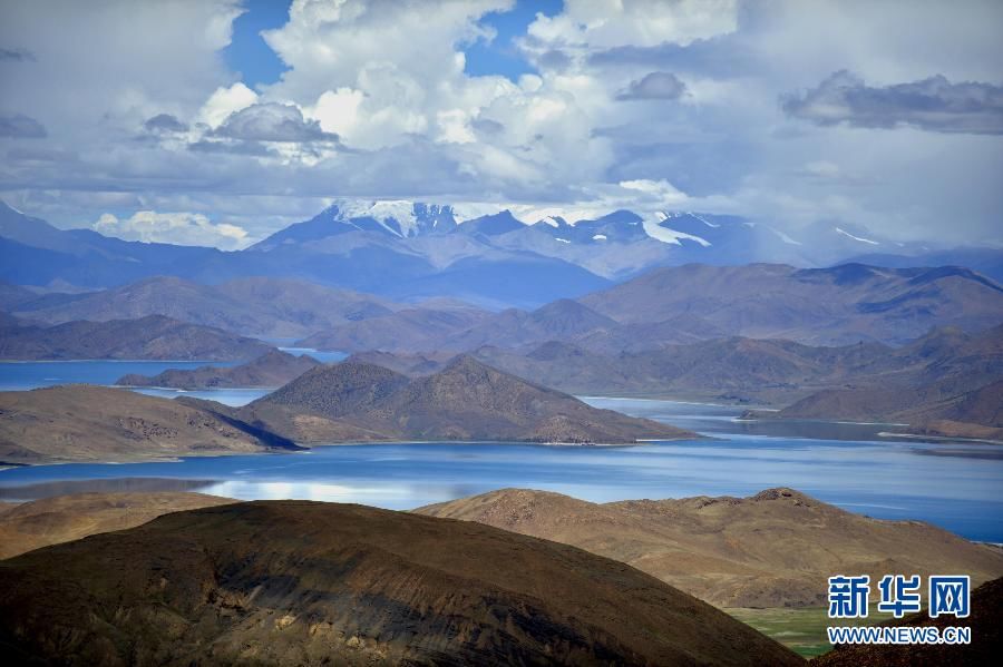Фото Yamdrok Yumtso Lake в Тибете