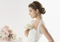Венгерская топ-модель Барбара Палвин в красивом свадебном платье