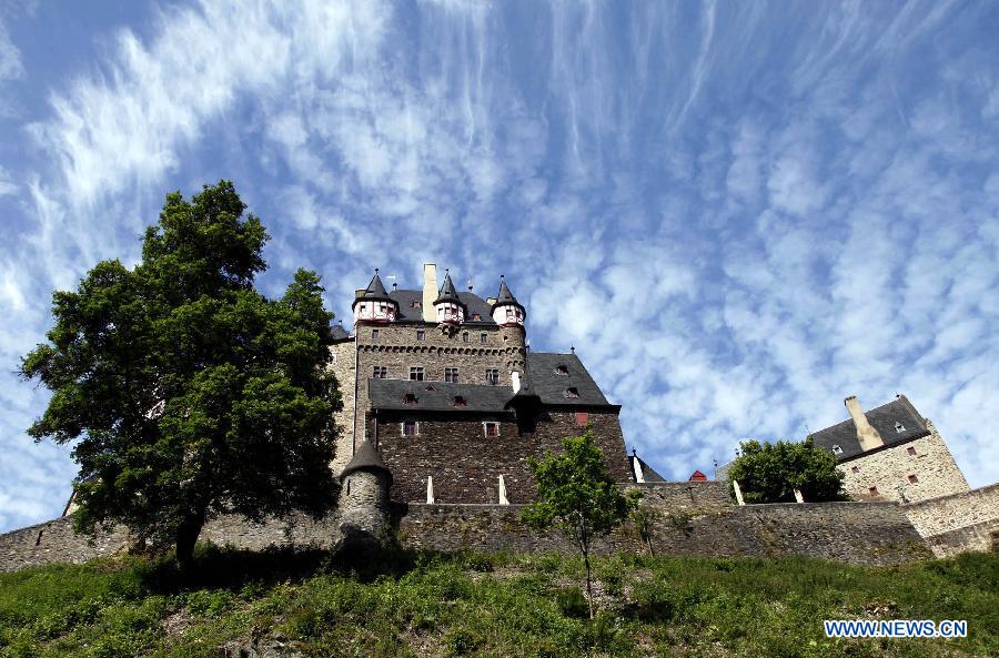 Замок Эльц в Германии