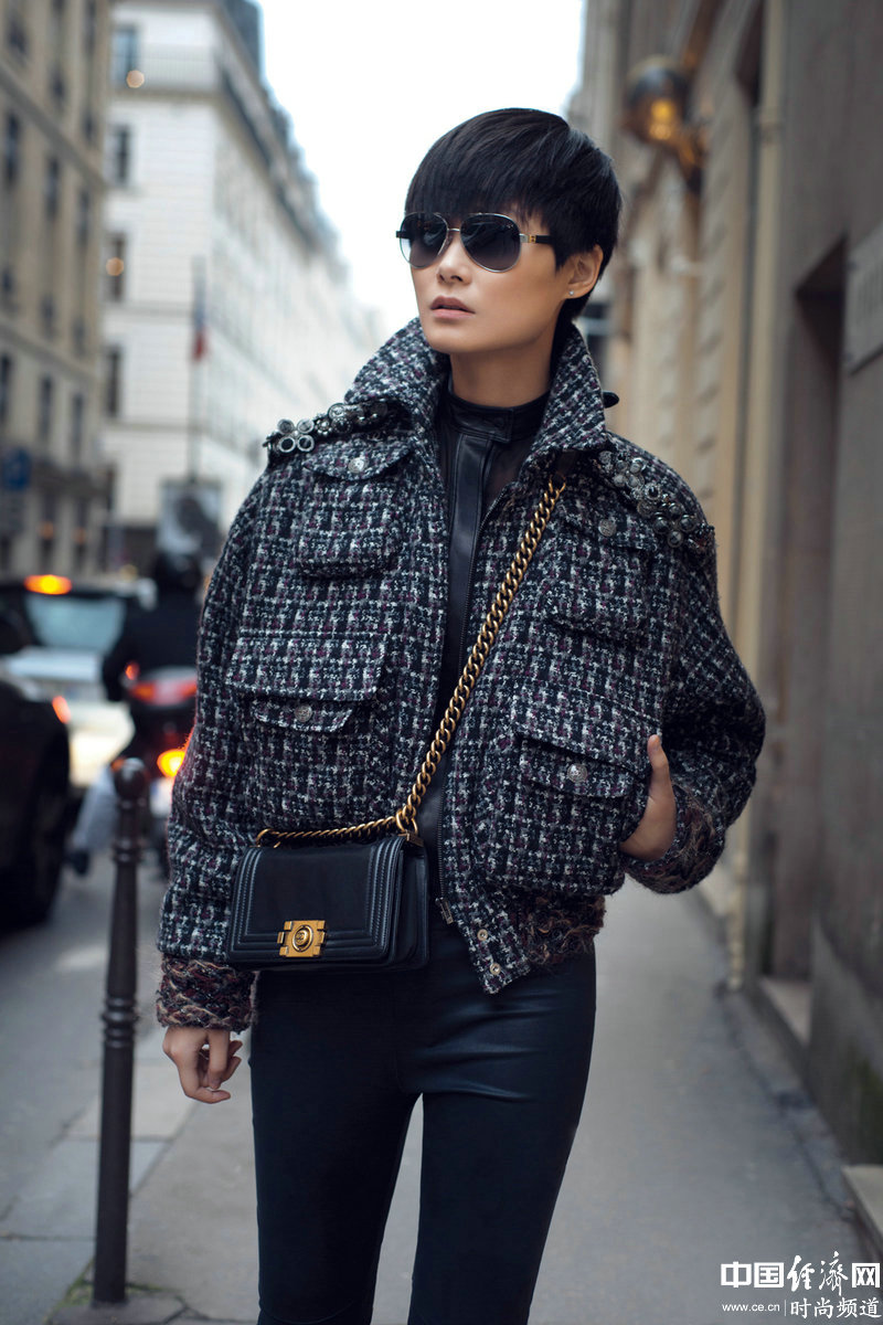 Ли Юйчунь снялась в фотосессии в Париже в одежде от CHANEL