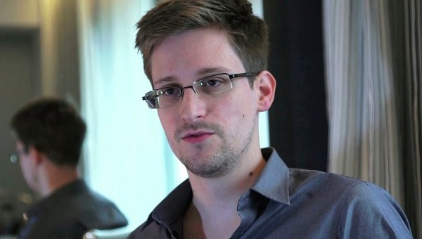 Белый дом считает, что у России есть все основания для выдачи Сноудена  