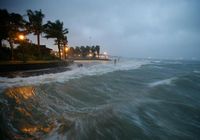 Тропический шторм 'Рамбия' достиг южного побережья Китая