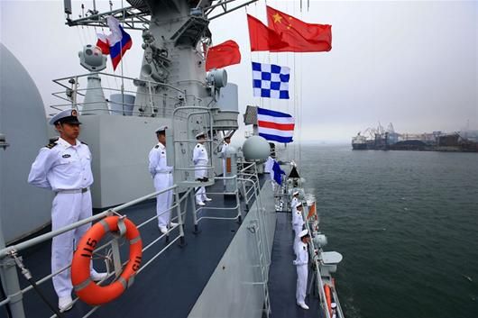 Во Владивостоке начались китайско-российские военно-морские учения 'Морское взаимодействие-2013'