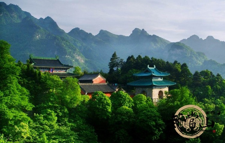 Путешествие по Китаю: Горы Уданшань