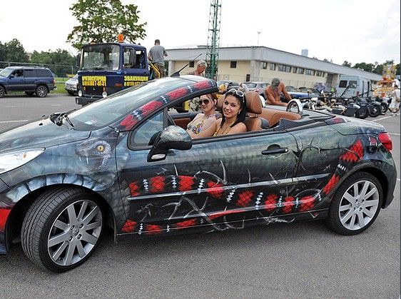 Уникальные автомобили на шоу «Автоэкзотика-2013» 