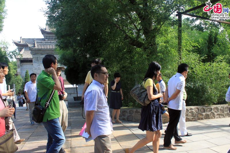 Путешествие в поисках корней – посещение музея народного искусства Гуаньчжун в Сиане Путешествие в поисках корней – посещение музея народного искусства Гуаньчжун в Сиане