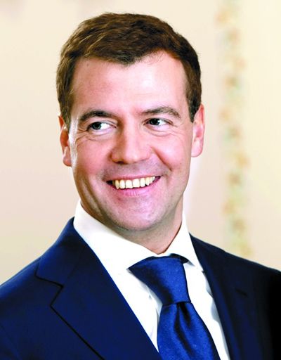 Д.Медведев стал самым популярным блогером России 