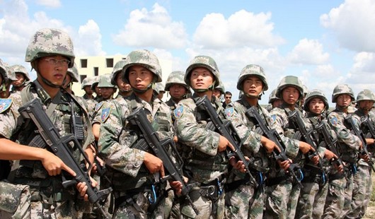 Китай и Россия готовятся к совместным антитеррористическим учениям 'Мирная миссия-2013'