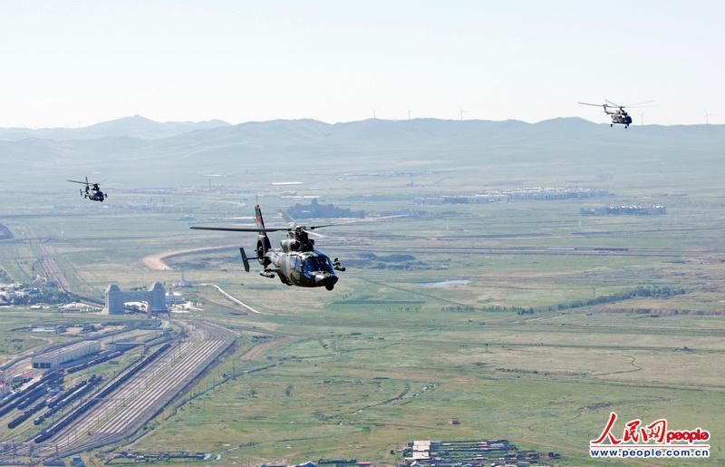Мирная миссия-2013: сухопутная авиация Китая совершила дальнюю переброску военных сил 