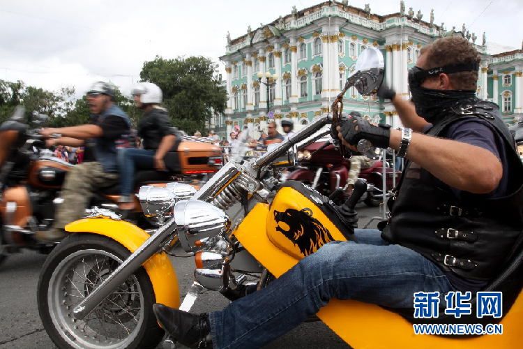 В Санкт-Петербурге отметили 110-летие Harley Davidson 