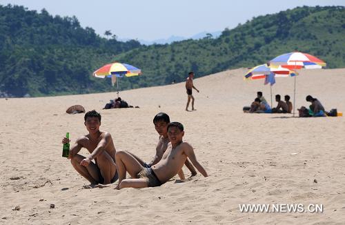 Как северокорейцы проводят лето