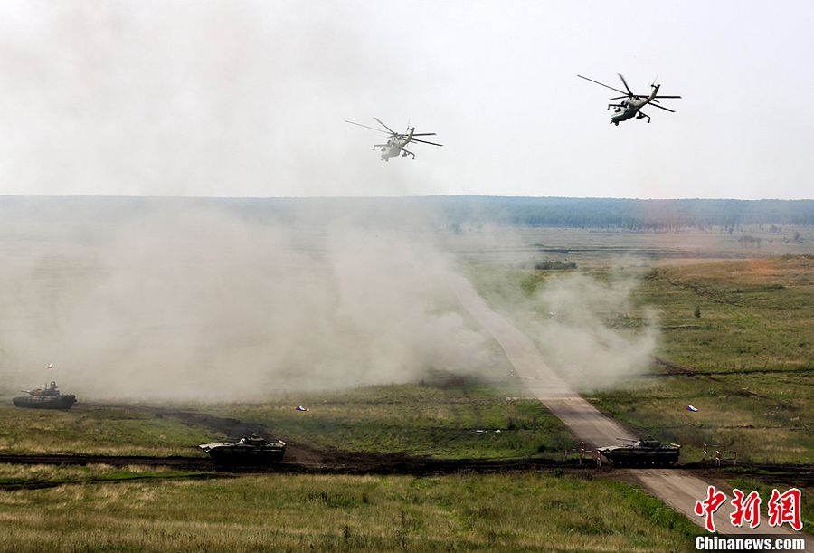 Войсковые маневры прошли в рамках военных учений «Мирная миссия – 2013»