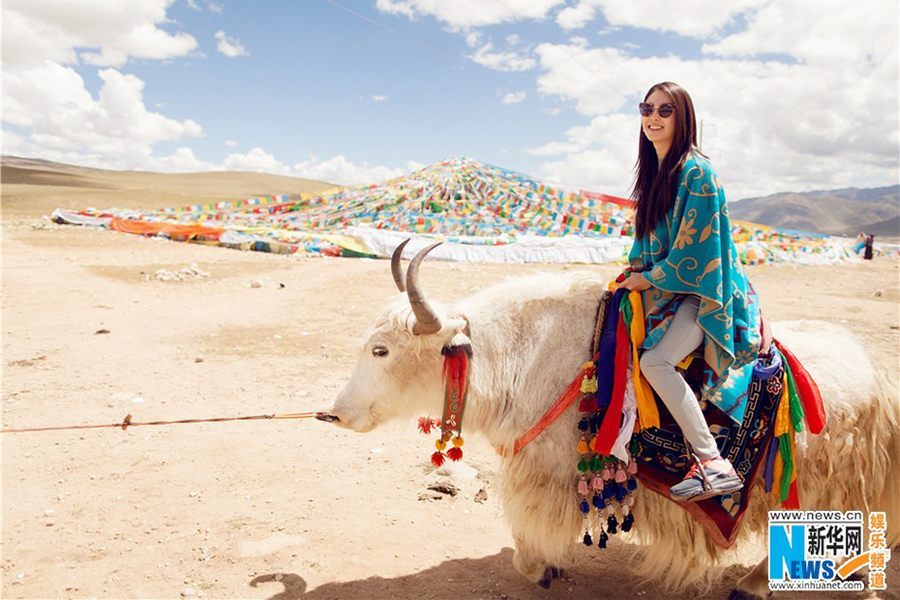 Красавица Чжан Юйци путешествовала по Тибету