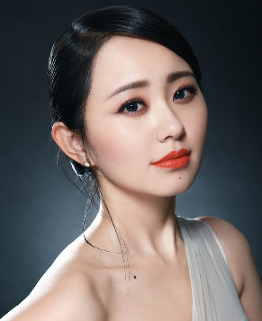 Модные снимки китайской актрисы Сунь Яоци