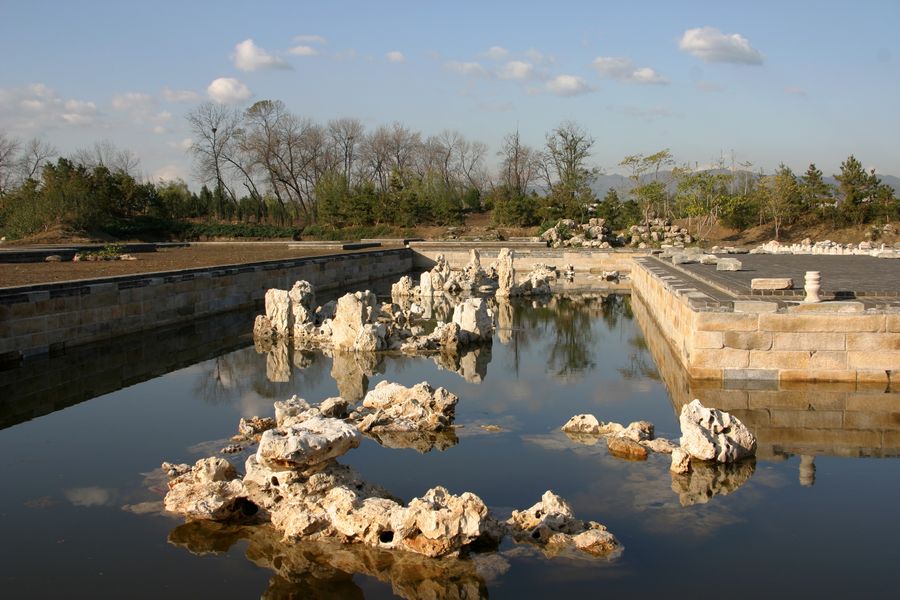 Красивые пейзажи парка Юаньминъюань