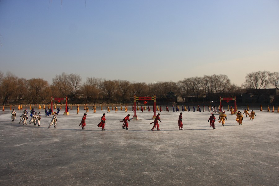 Зима в парке Юаньминъюань: императорское храмовое гулянье