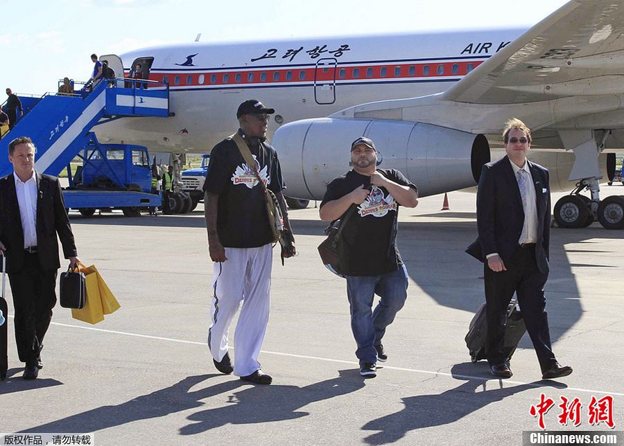 3 сентября знаменитый баскетболист Деннис Родман прибыл в столицу КНДР.