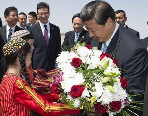 Председатель КНР Си Цзиньпин прибыл в Ашхабад с визитом