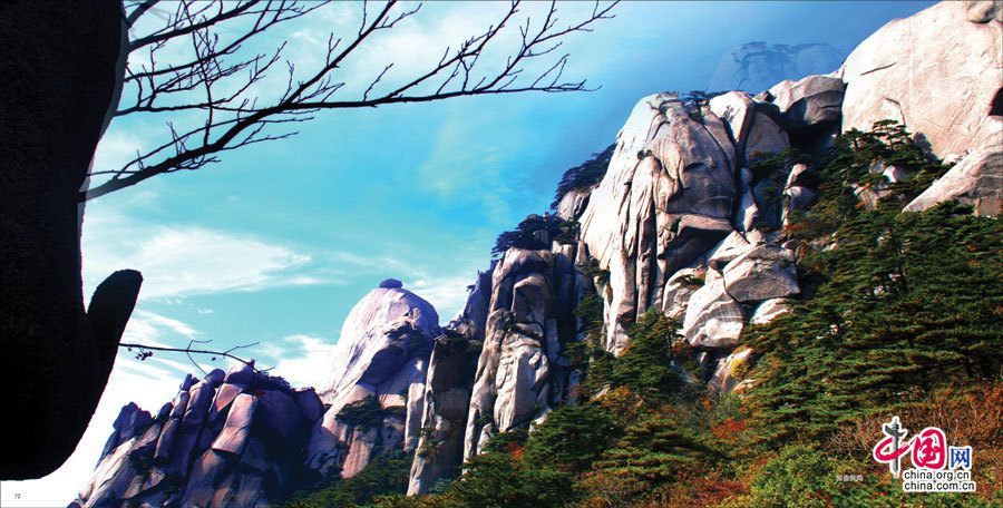Очаровательные горы Тяньчжушань осенью